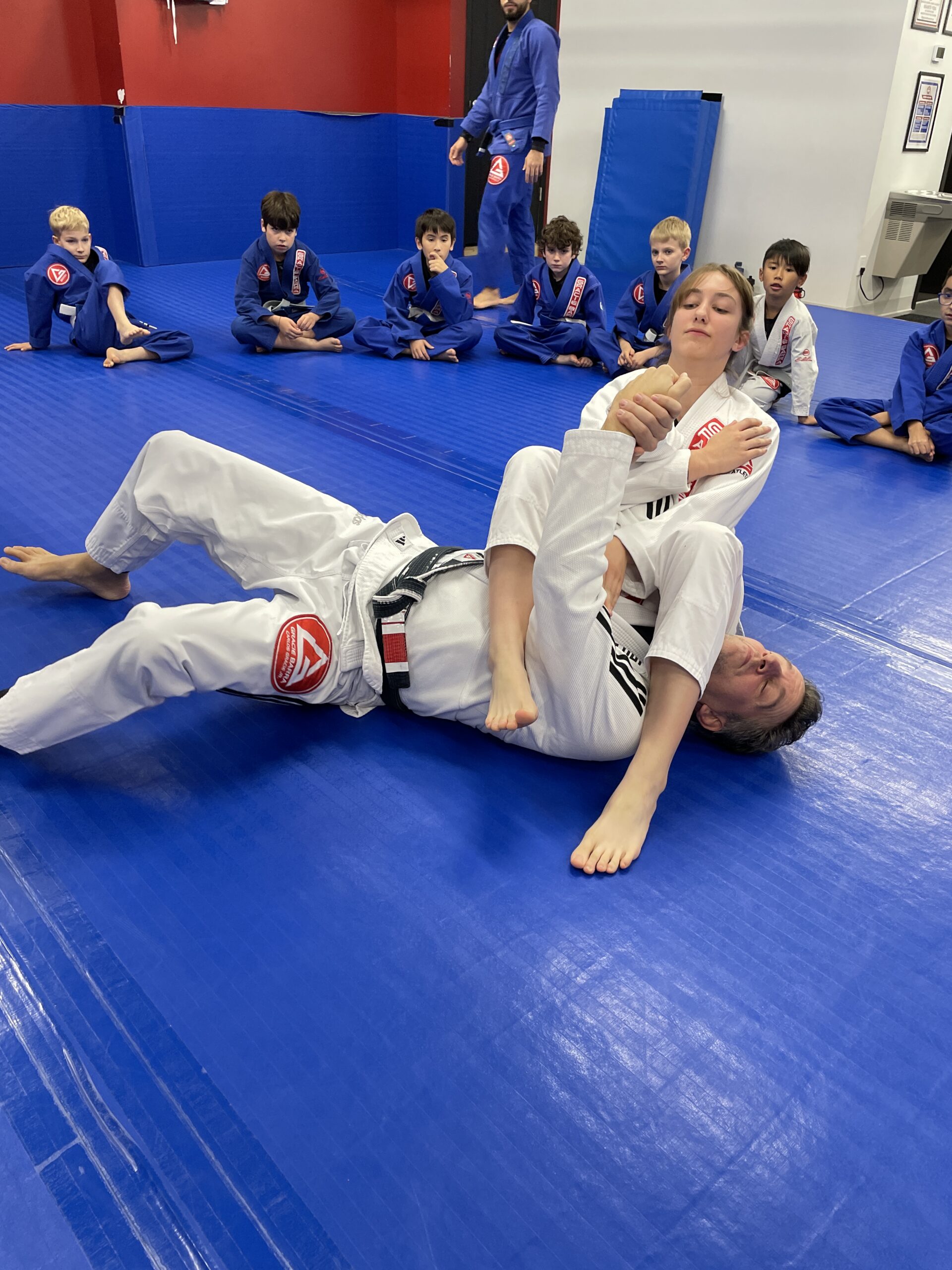 Women's BJJ technique class at Gracie Barra Saint-Laurent Montreal