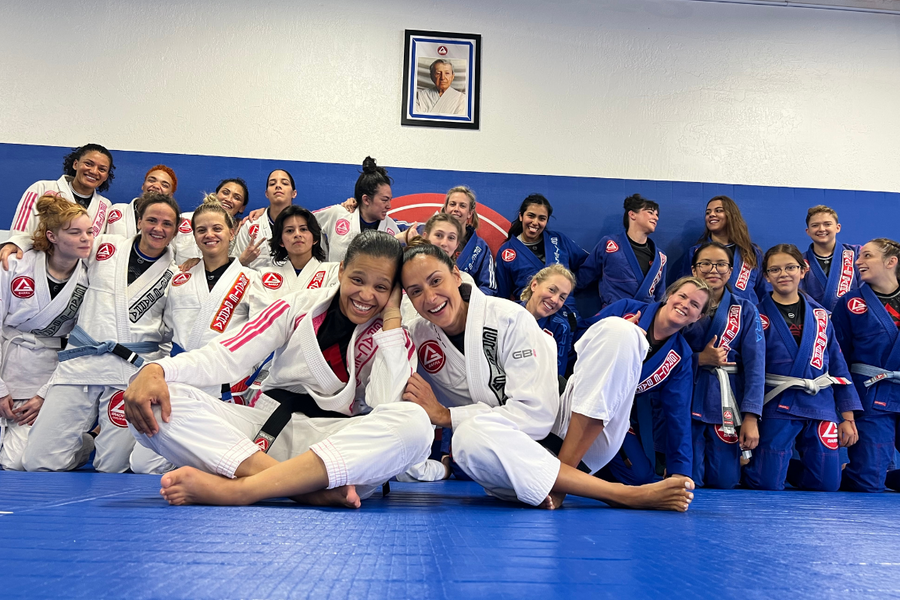 Group of women training BJJ together at Gracie Barra